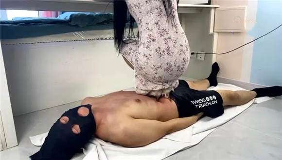 054650vgya5p129uhbfh52.jpg