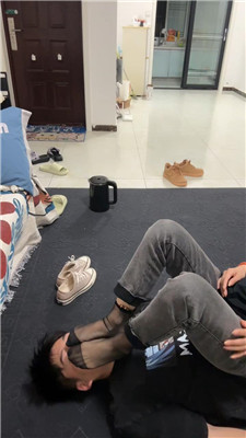 082752v80zj541cjhaxww5.jpg 082752v80zj541cjhaxww5.jpg