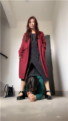 231319ftriz5ut4hi54e93.jpg