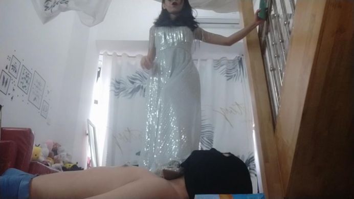 124630h9eee2xetp1h2e3v.jpg