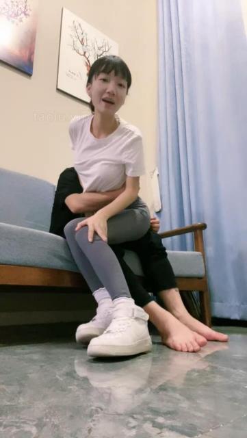093151j11q4vx448x5w4z0.jpg