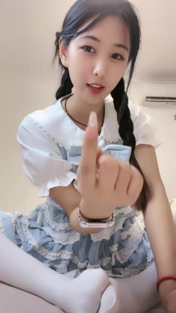 122416hmeis1679i62w7t6.jpg