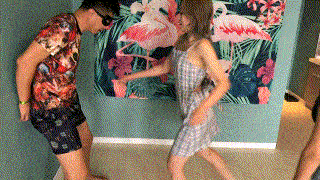 092200xeg4pusi3xpu4uxe.gif