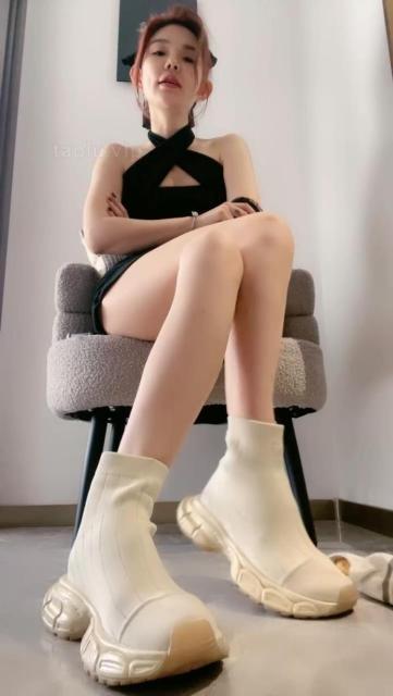 190117k0x1wd091x5l0c70.jpg