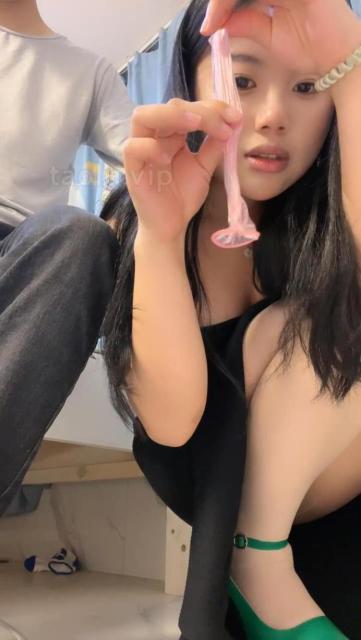 153644xmey88f8331g8eae.jpg