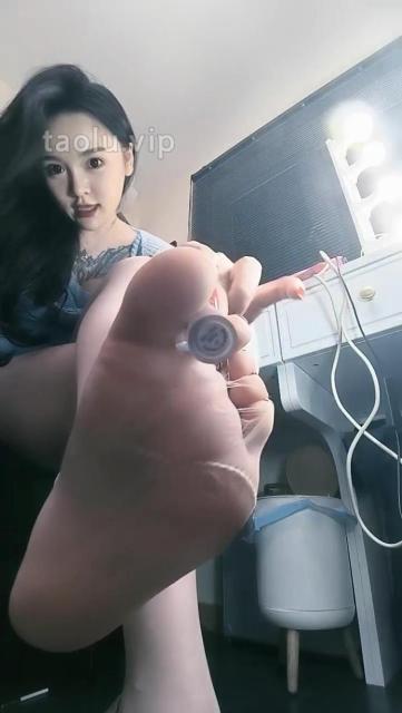 093151d4v41jln6c215y2z.jpg