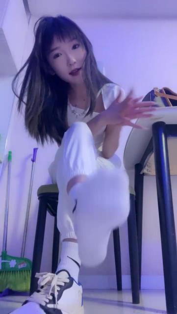 120239mmeq3t4s44462t4q.jpg