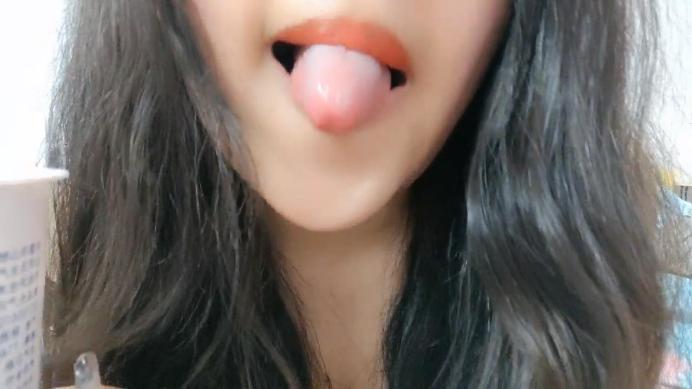 013434icxfnml73167v7yu.jpg