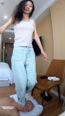 101316meynxuhyy0nbumbv.jpg