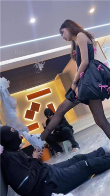100504mqyzqdyzdpd7dqzp.jpg