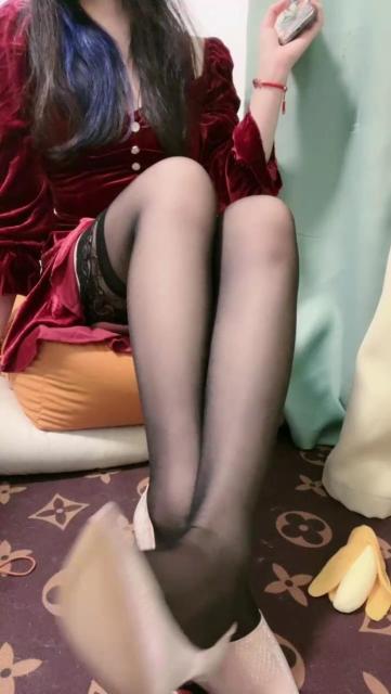 145804z5z4n63i4i432j69.jpg