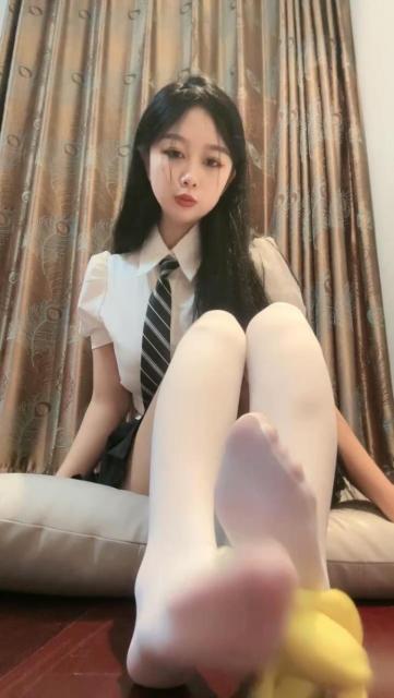 102602dzi7yk63r3kyziiv.jpg 102602dzi7yk63r3kyziiv.jpg