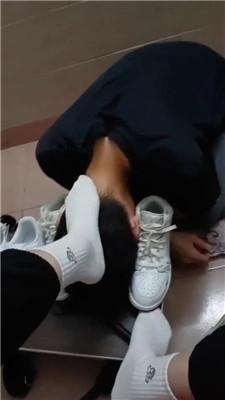 122457ubztkoxc4qkocb4t.jpg
