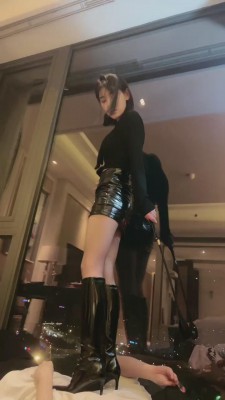 115104s32x8n2xgqysyn0s.jpg