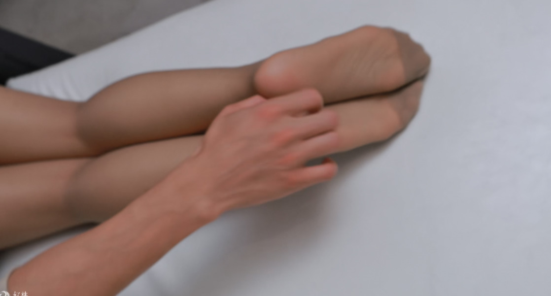 002300lg555dffmb3enb7d.jpg