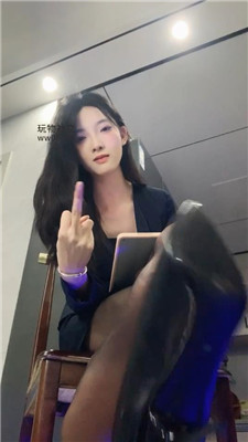 千千职业装油亮黑丝寸止炸干 (2).JPG 千千职业装油亮黑丝寸止炸干 (2).JPG