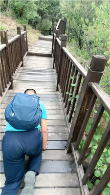 【夸梨】户外原味白袜玩贱奴