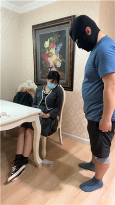 【九朝】帆布鞋黑袜羞辱贱奴