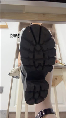 【凹凸曼】桌底视角白丝粗口    250514-2BP