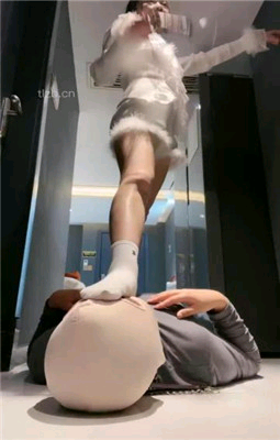 e10e9b555de082ae1e5dea0ede5a8f54.jpg