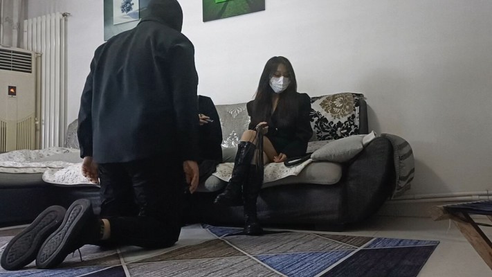 双新素人女王调教，全程暴力